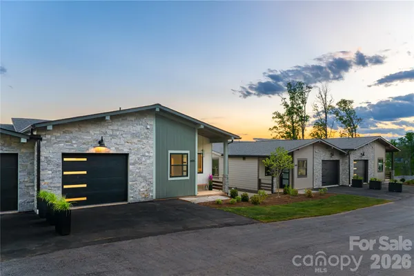 $1,245,000 | 604 Storybook Villas Trail, Asheville, NC 28804
