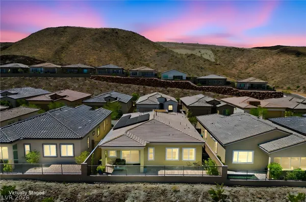 $678,000 | 176 Cabo Cruces Drive, Henderson, NV 89011
