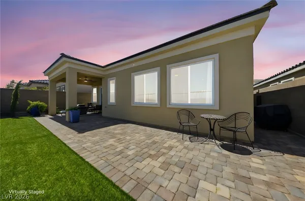 $678,000 | 176 Cabo Cruces Drive, Henderson, NV 89011
