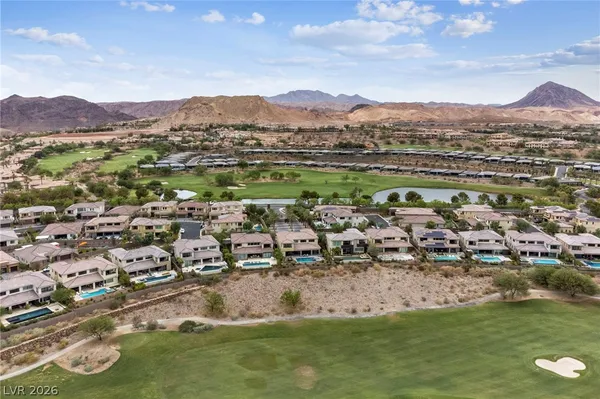 $678,000 | 176 Cabo Cruces Drive, Henderson, NV 89011