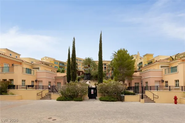 $678,000 | 176 Cabo Cruces Drive, Henderson, NV 89011