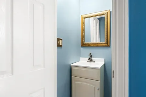 $729,900 | 8 Contentment Place, Dedham, MA 02026