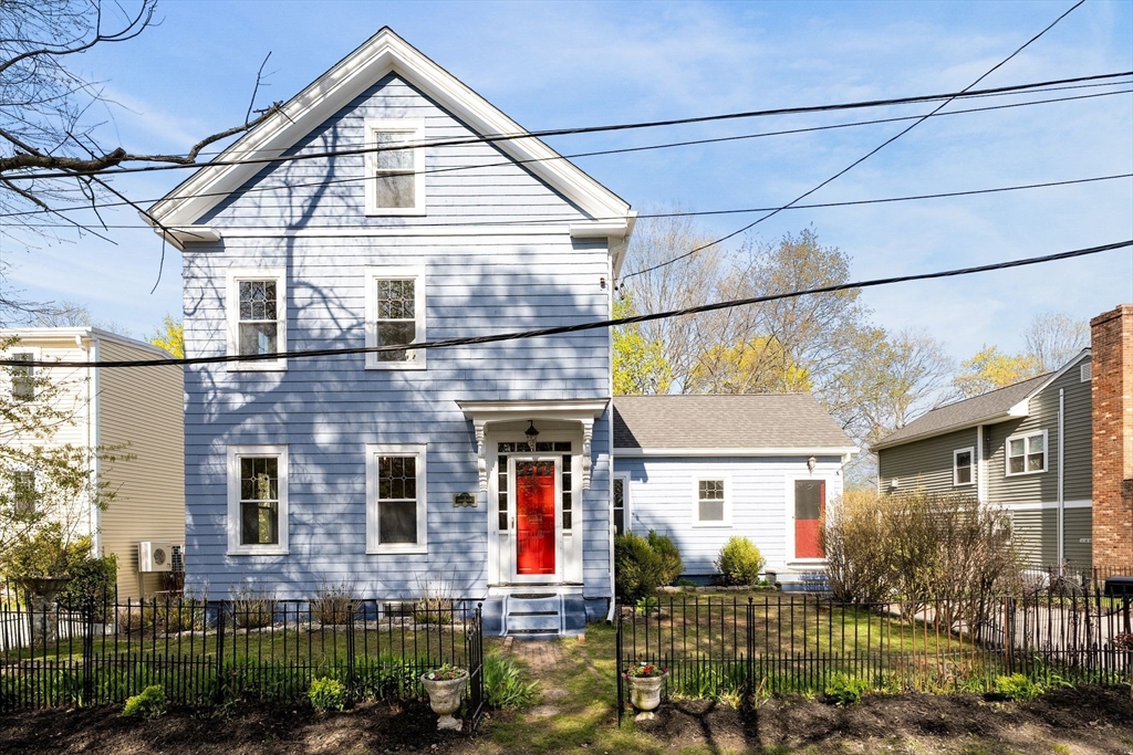 8 Contentment Place Dedham, MA 02026 - Photo 3 of 32