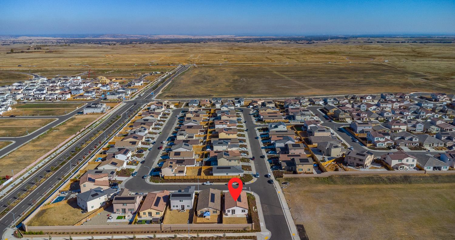 12868 Spotted Wren Circle Rancho Cordova, CA 95742 - Photo 41 of 46 a view of a city