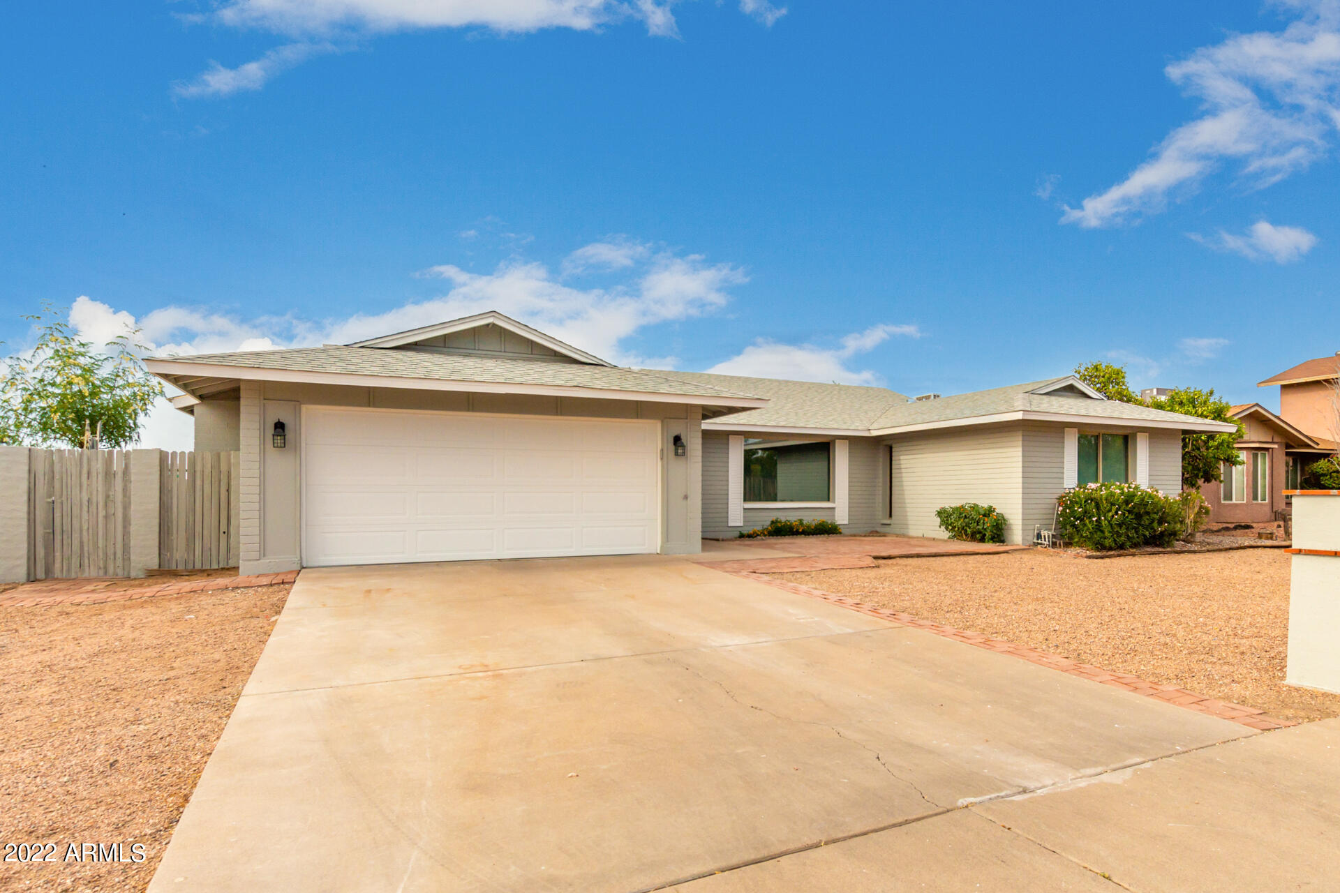 1200 East Redfield Road Tempe, AZ 85283 - Photo 4 of 32 04 - Redfield