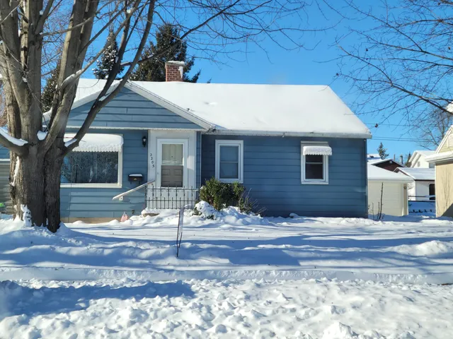 $175,000 | 2205 Van Buren Street, New Holstein, WI 53061