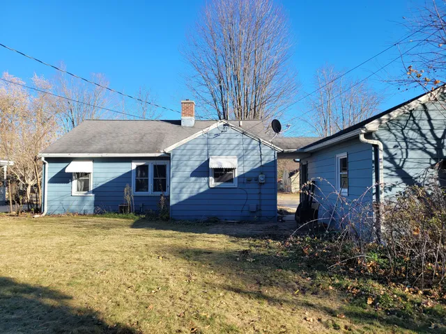 $175,000 | 2205 Van Buren Street, New Holstein, WI 53061