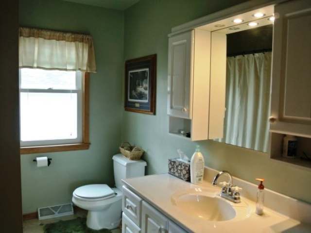 1202 Iverson Street Rhinelander, WI 54501 - Photo 4 of 16 Gallery Image 4