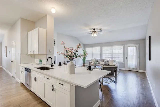 $469,900 | 7218 Compass Point Drive, Rowlett, TX 75089