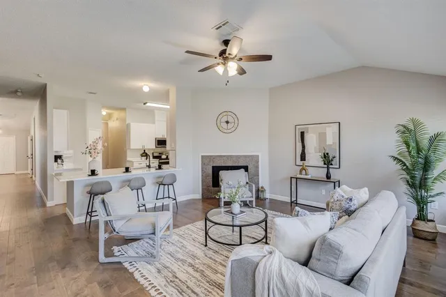 $469,900 | 7218 Compass Point Drive, Rowlett, TX 75089