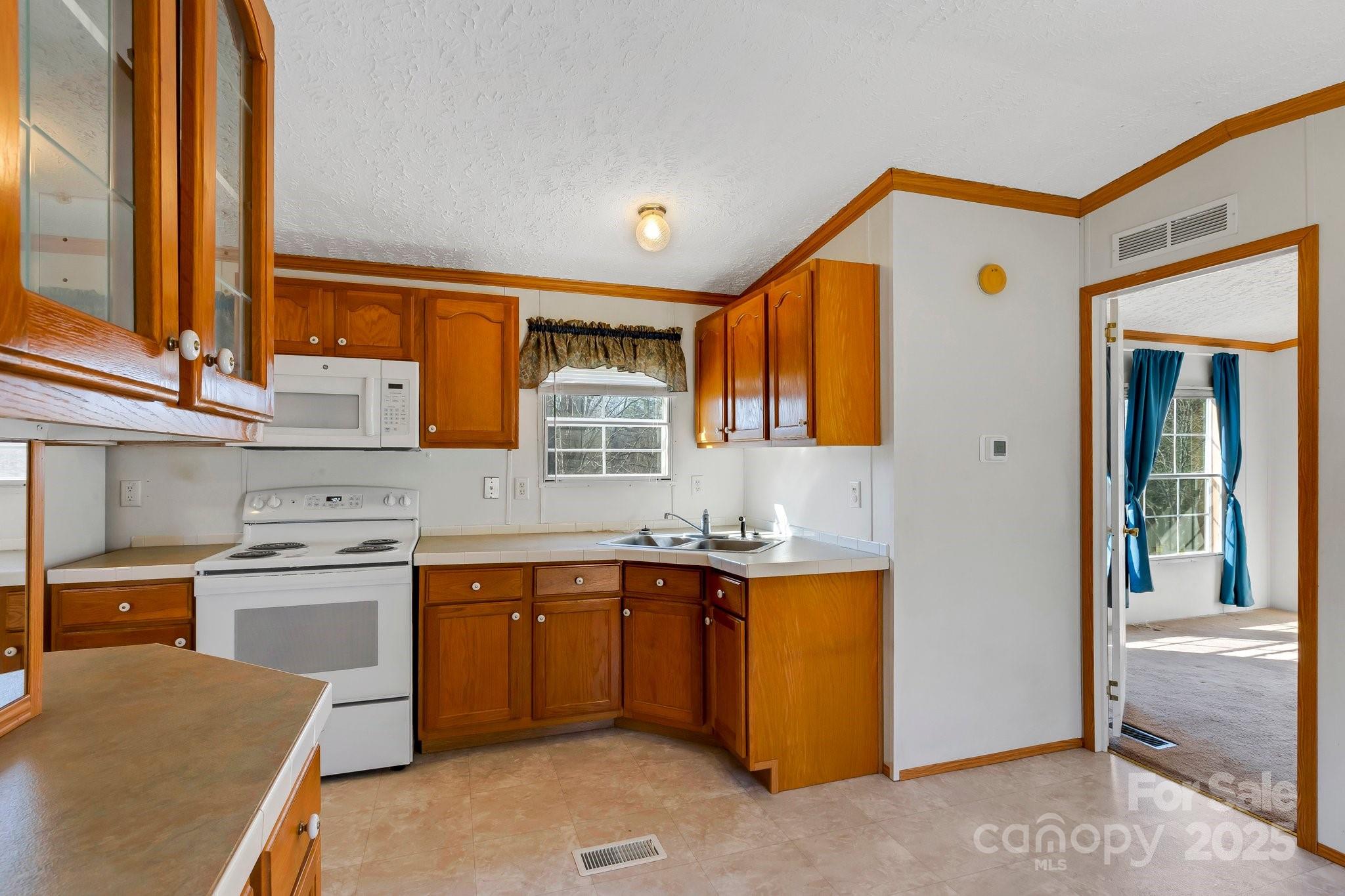 128 Cody Embler Road Alexander, NC 28701 - Photo 21 of 39 Gallery Image 21