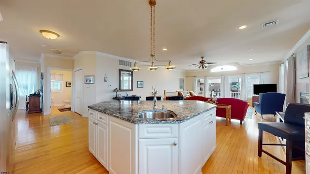 $1,375,000 | 103 24th Street South, Brigantine, NJ 08203