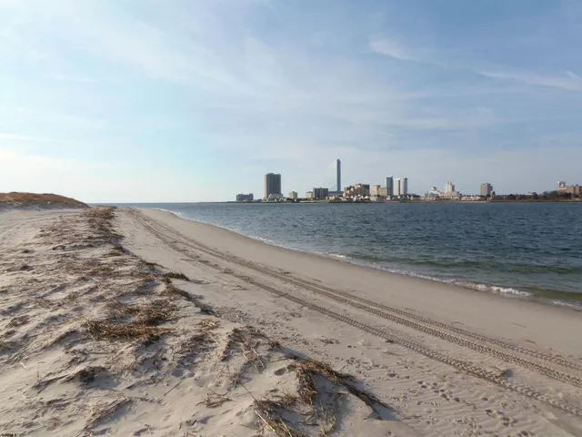 $1,375,000 | 103 24th Street South, Brigantine, NJ 08203