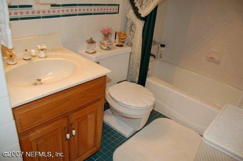 13404 Boney Road Jacksonville, FL 32226 - Photo 12 of 17 Bathroom 2