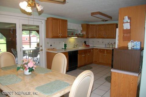 13404 Boney Road Jacksonville, FL 32226 - Photo 7 of 17 Kitchen