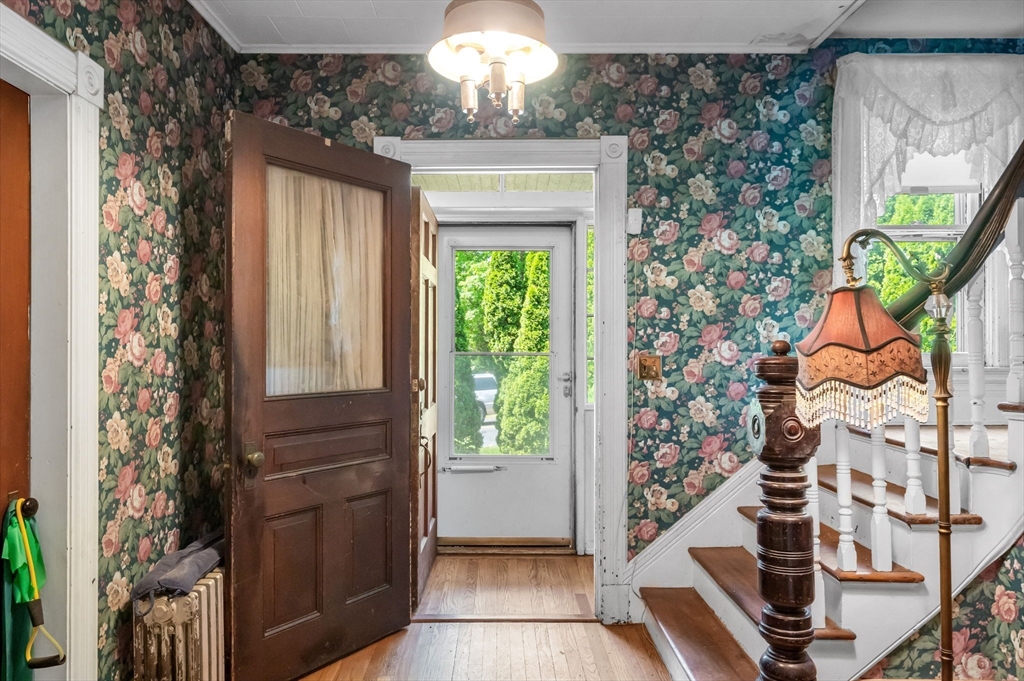 415 Maple Street Springfield, MA 01105 - Photo 2 of 40
