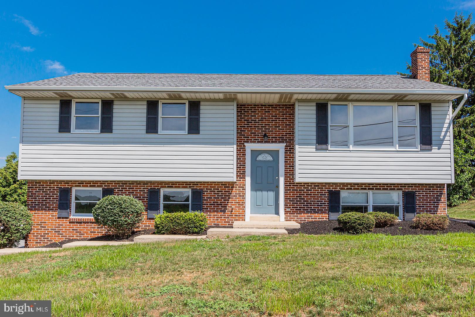 1816 Newport Road Manheim, PA 17545 - Photo 1 of 82