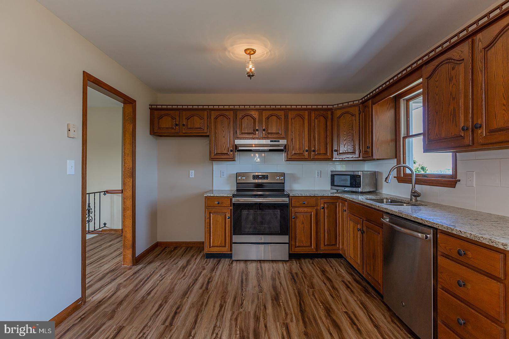 1816 Newport Road Manheim, PA 17545 - Photo 32 of 82