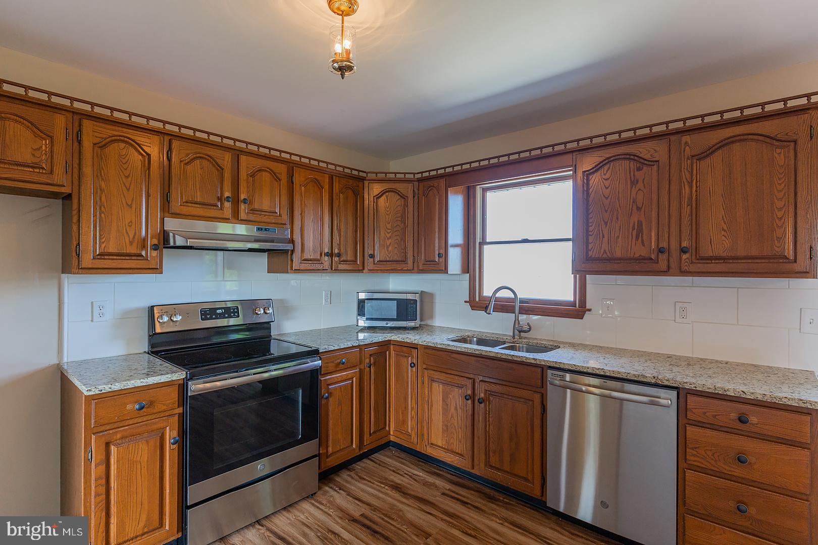 1816 Newport Road Manheim, PA 17545 - Photo 36 of 82