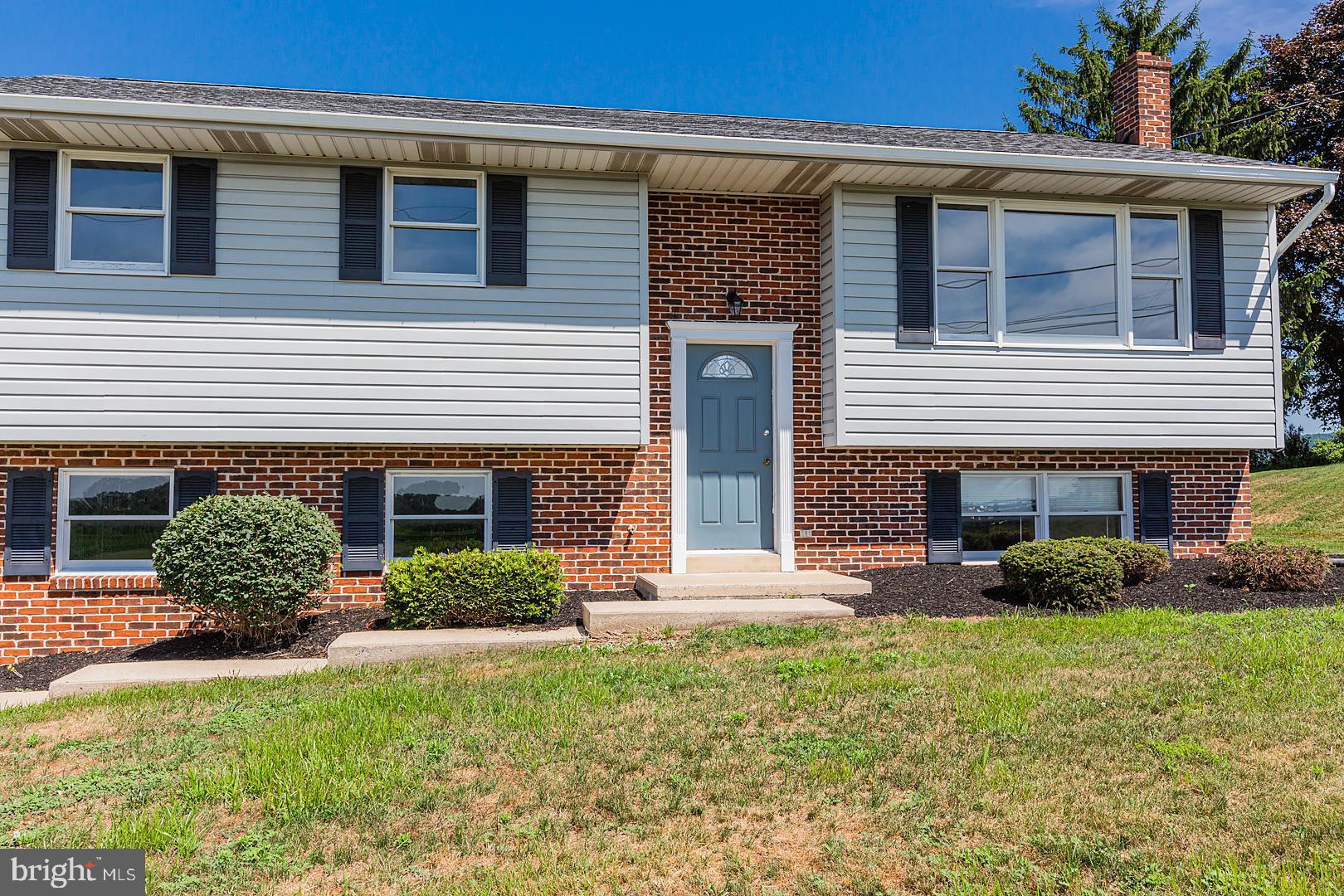 1816 Newport Road Manheim, PA 17545 - Photo 6 of 82