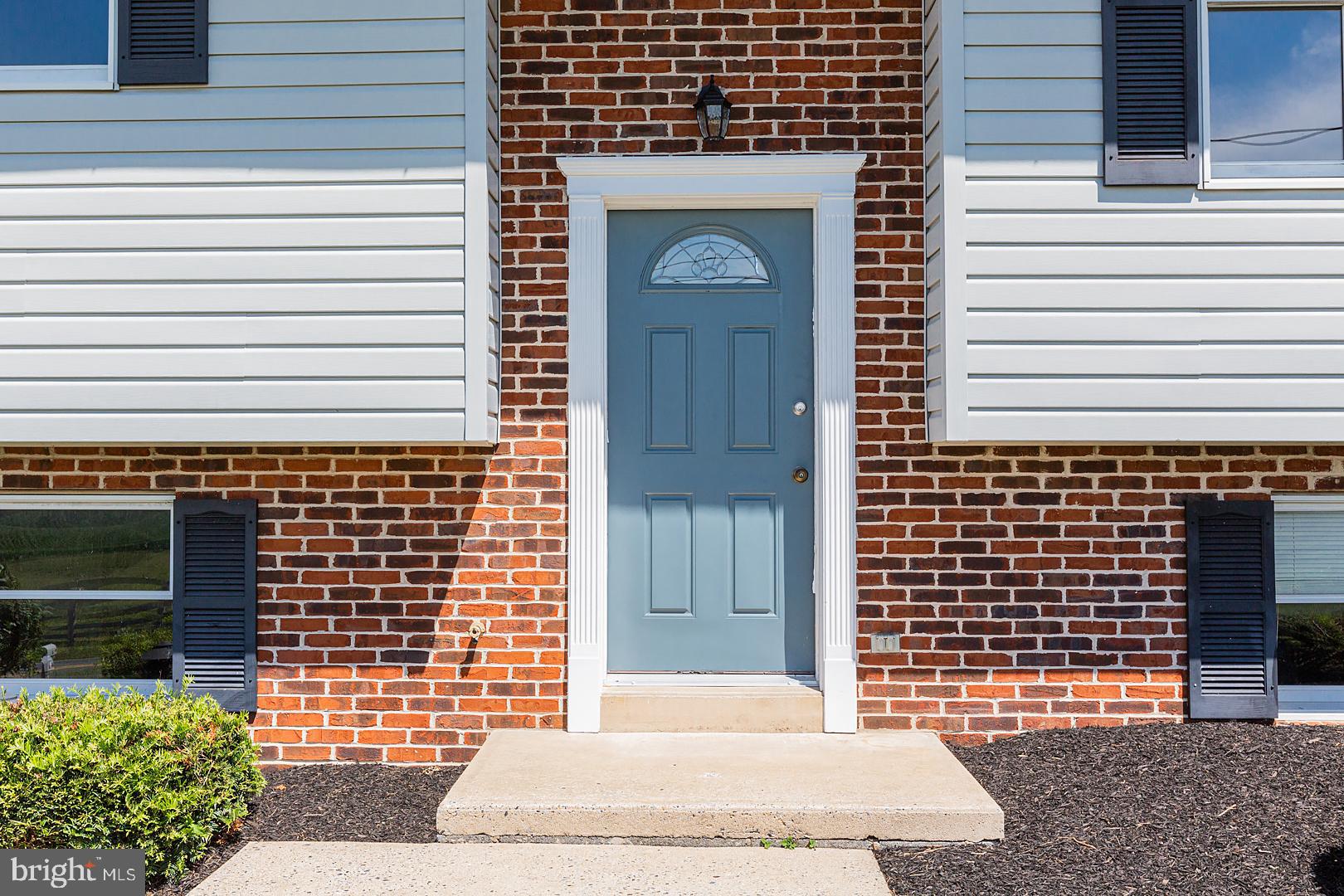 1816 Newport Road Manheim, PA 17545 - Photo 7 of 82