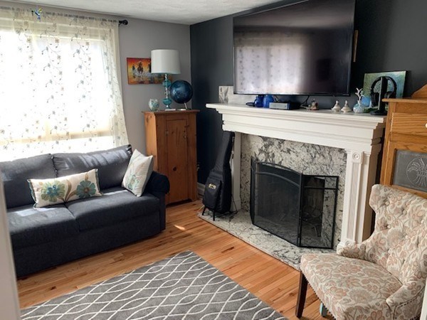 18 Tonella Road, Unit 1 Milford, NH 03055 - Photo 3 of 19 Gallery Image 3