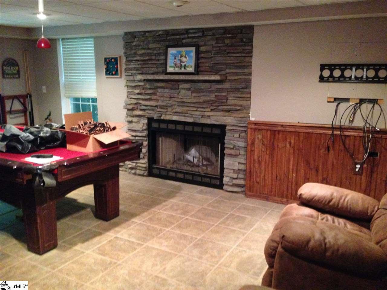 405 Foxhound Road Simpsonville, SC 29680 - Photo 12 of 19 Gallery Image 12