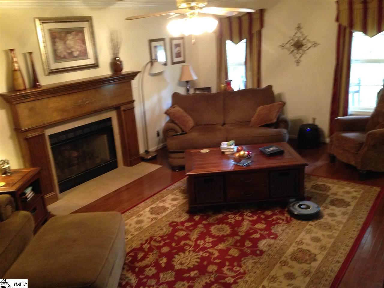 405 Foxhound Road Simpsonville, SC 29680 - Photo 10 of 19 Gallery Image 10