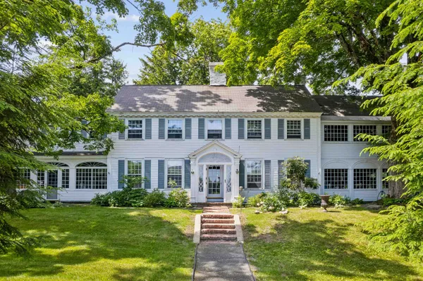 $2,900,000 | 2 Hilton Field Road, Hanover, NH 03755