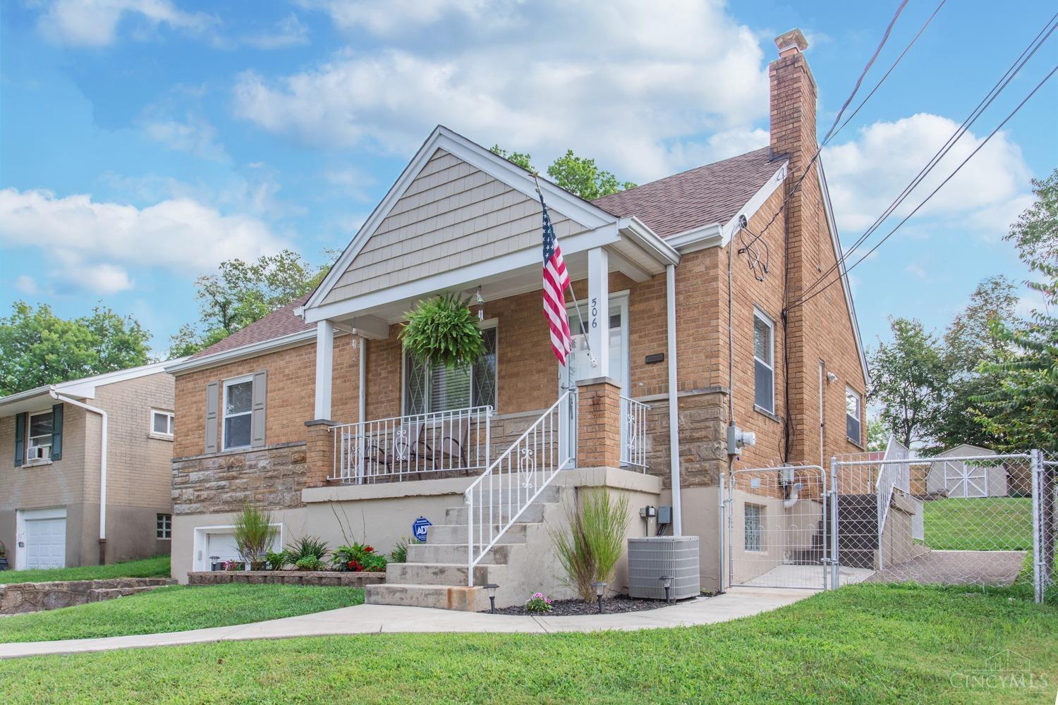 506 Rentz Place Cincinnati, OH 45238 - Photo 2 of 19