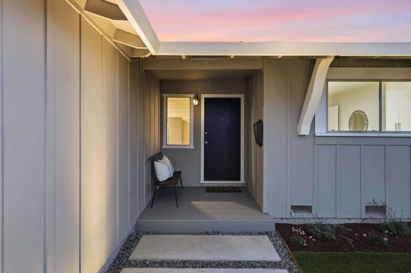 882 San Rafael Avenue Mountain View, CA 94043 - Photo 3 of 50 a view of a house with a porch