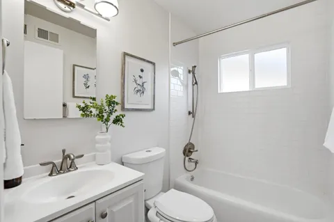 $2,198,000 | 882 San Rafael Avenue, Mountain View, CA 94043