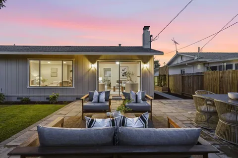 $2,198,000 | 882 San Rafael Avenue, Mountain View, CA 94043