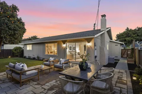 $2,198,000 | 882 San Rafael Avenue, Mountain View, CA 94043