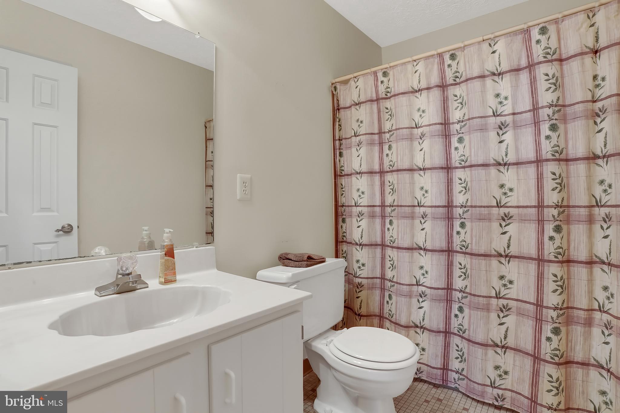 9114 Beachway Lane Springfield, VA 22153 - Photo 17 of 30 Gallery Image 17