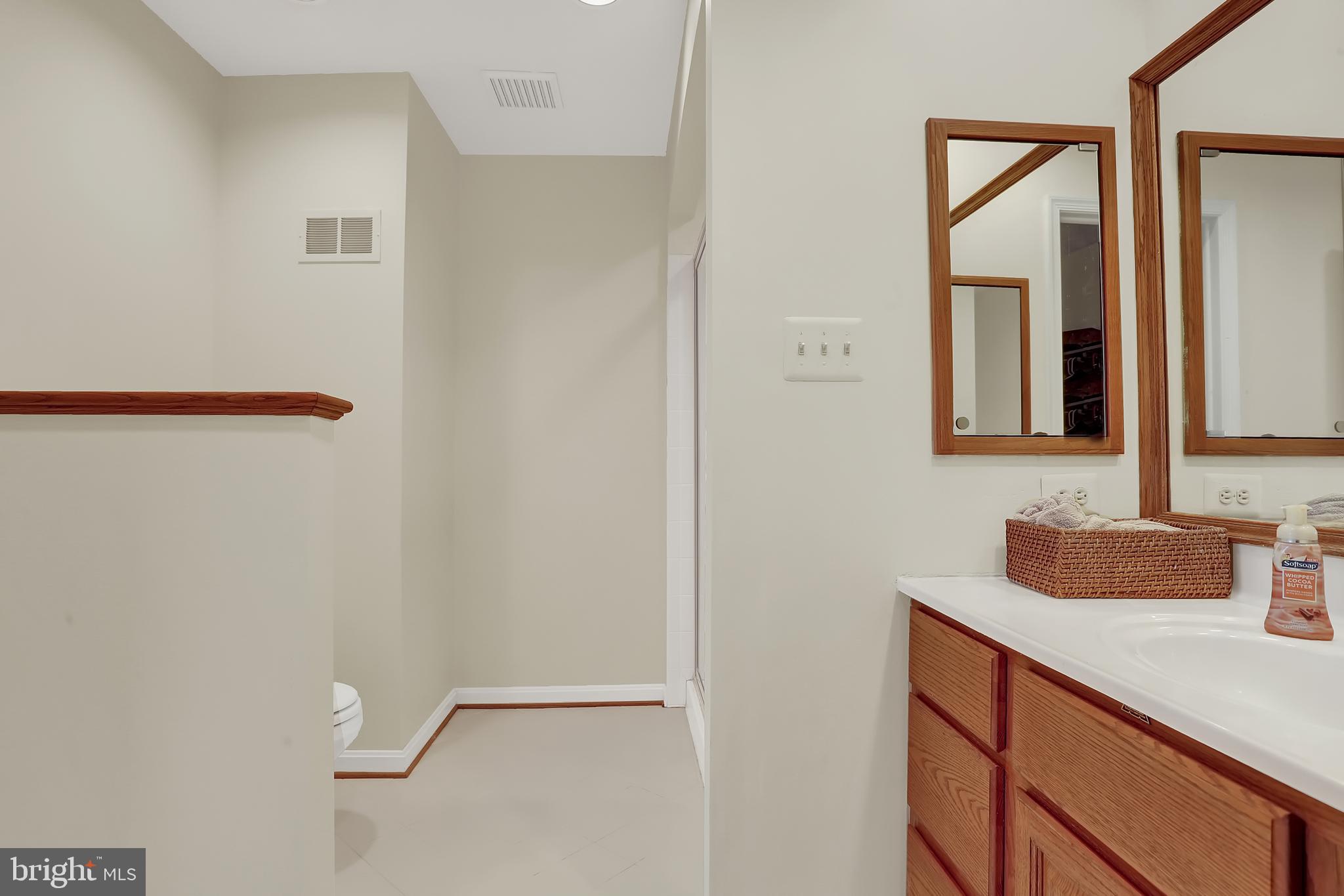 9114 Beachway Lane Springfield, VA 22153 - Photo 19 of 30 Gallery Image 19