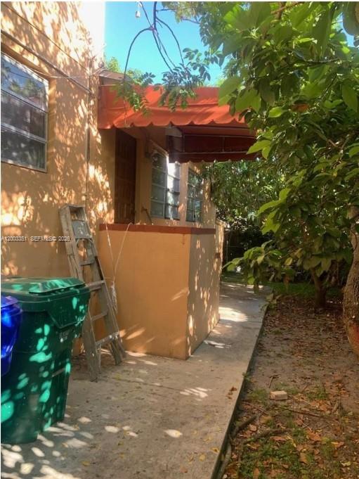 3410 Southwest 11th Street Miami, FL 33135 - Photo 4 of 18