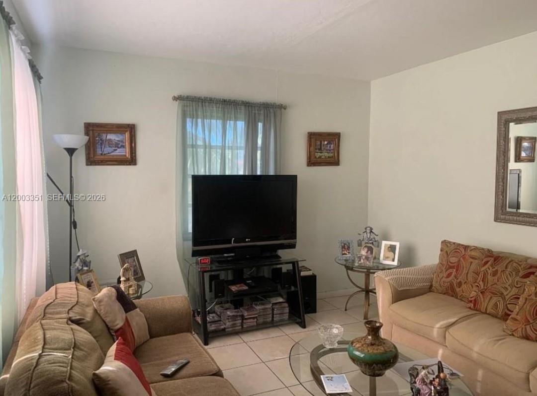 3410 Southwest 11th Street Miami, FL 33135 - Photo 10 of 18