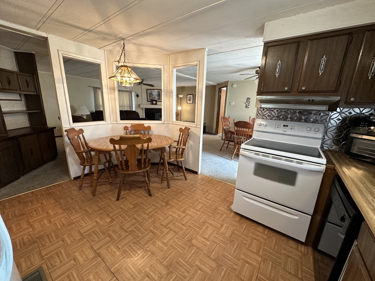 503 Prairie Road Matteson, IL 60443 - Photo 2 of 35 Gallery Image 2