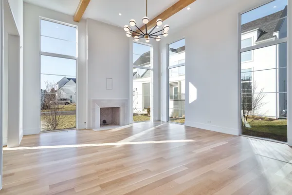 $2,499,000 | 535 Kensington Court, Hinsdale, IL 60521