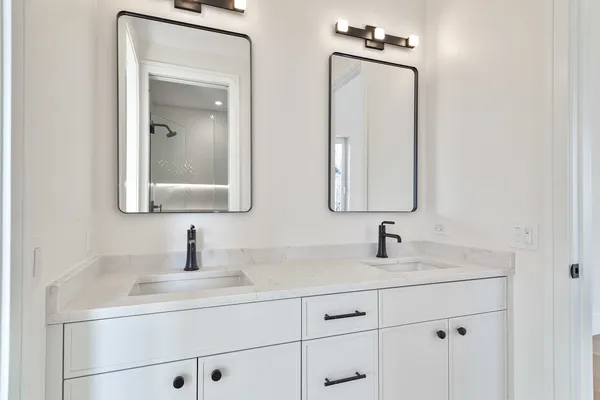 $2,499,000 | 535 Kensington Court, Hinsdale, IL 60521