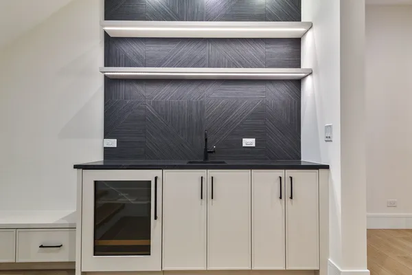 $2,499,000 | 535 Kensington Court, Hinsdale, IL 60521