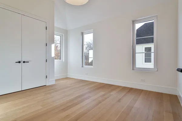 $2,499,000 | 535 Kensington Court, Hinsdale, IL 60521