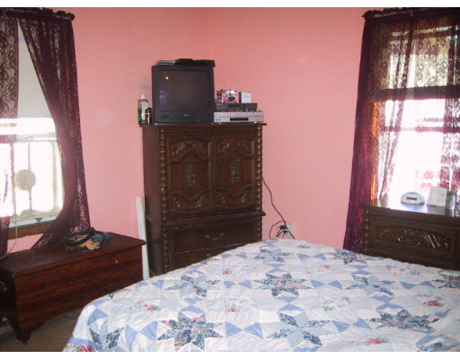 551-553 Springfield Street Chicopee, MA 01013 - Photo 15 of 20 Gallery Image 15