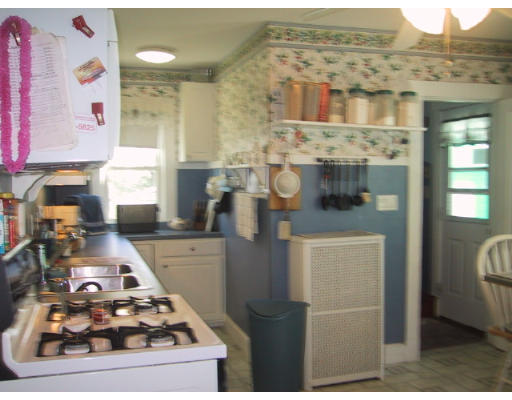 551-553 Springfield Street Chicopee, MA 01013 - Photo 5 of 20 Gallery Image 5