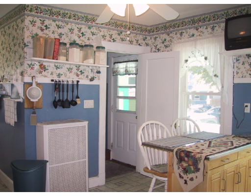 551-553 Springfield Street Chicopee, MA 01013 - Photo 6 of 20 Gallery Image 6