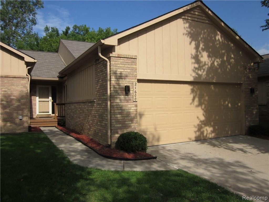 21600 River Ridge Farmington, MI 48335 - Photo 1 of 29