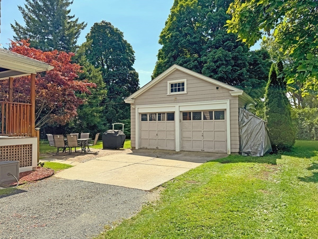 58 Shattuck Street Greenfield, MA 01301 - Photo 29 of 42
