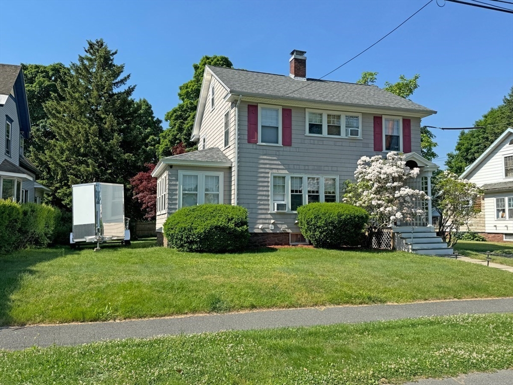 58 Shattuck Street Greenfield, MA 01301 - Photo 3 of 42