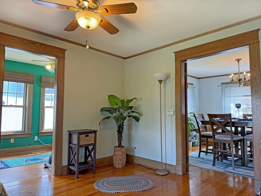 58 Shattuck Street Greenfield, MA 01301 - Photo 9 of 42